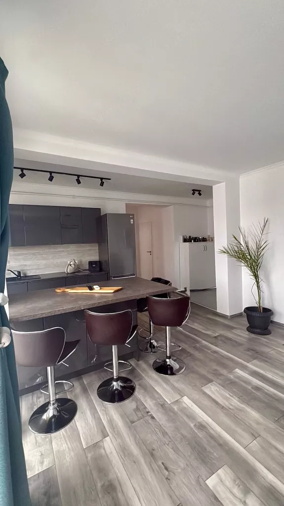 Apartament 3 camere, 64,5 mp, etaj 3 + 2 locuri de parcare Braytim Giroc Direct de la proprietar